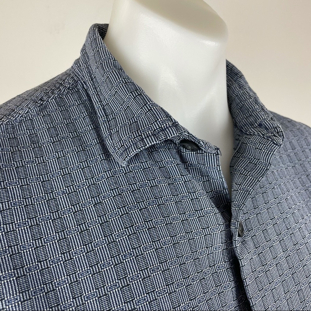 Tommy Bahama 100% Silk Shirt